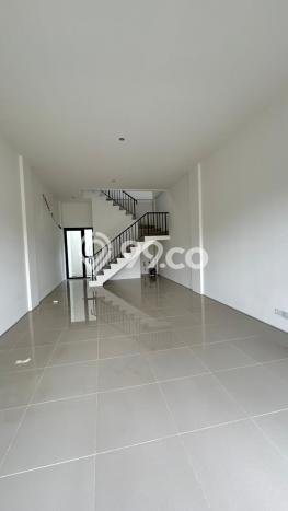 Ruko Disewa di Cisauk, Tangerang, LT 47m2 / LB 92m2 Ruko Disewa di Cisauk, Tangerang, LT 47m2 / LB 92m2