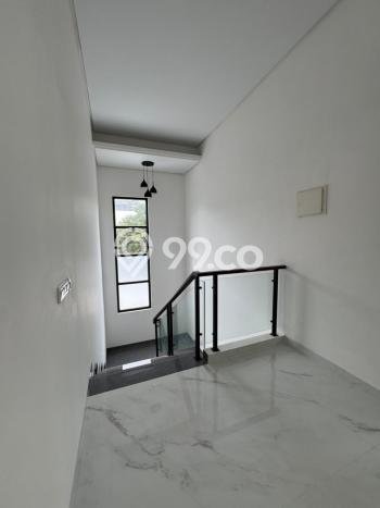 For Sale! Premium House LT 234m2 Desain Modern di BSD Foresta For Sale! Premium House LT 234m2 Desain Modern di BSD Foresta