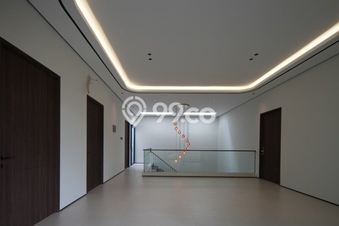 Rumah Elit LB 320m2 Siap Huni Desain Elegan di BSD Foresta, Tangerang Rumah Elit LB 320m2 Siap Huni Desain Elegan di BSD Foresta, Tangerang