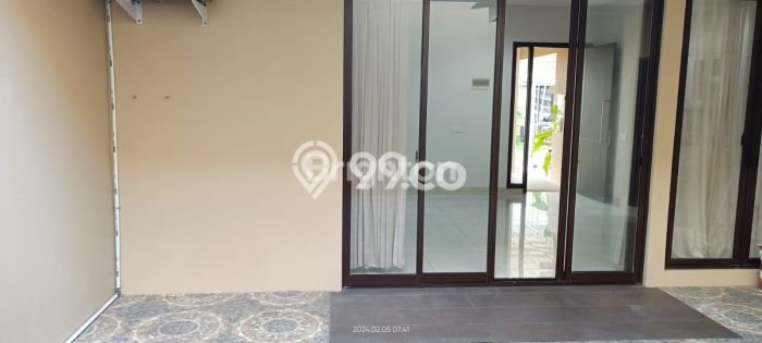 Jual Rumah Luas Megah Dengan View Cantik di BSD City, Tangerang Jual Rumah Luas Megah Dengan View Cantik di BSD City, Tangerang