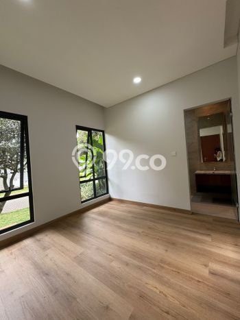 Jual Rumah Luas Megah Dengan View Eksklusif di BSD, Tangerang Jual Rumah Luas Megah Dengan View Eksklusif di BSD, Tangerang