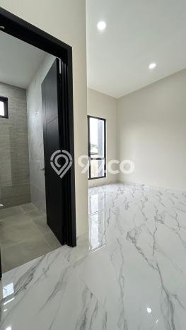 Hunian Elit LB 204m2 Siap Huni Desain Elegan di BSD Griya Loka, Tangerang Hunian Elit LB 204m2 Siap Huni Desain Elegan di BSD Griya Loka, Tangerang