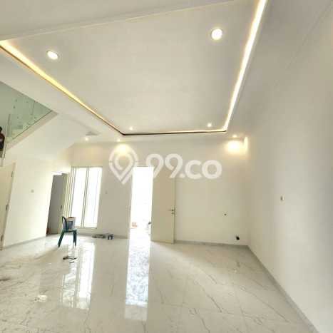 Rumah Modern area Mulyorejo, Surabaya, LT 140m2m² Bangunan 200m2m² Rumah Modern area Mulyorejo, Surabaya, LT 140m2m² Bangunan 200m2m²