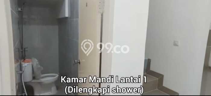 Dijual Rumah Luas Megah Dengan View Eksklusif di Tomang, Jakarta Barat Dijual Rumah Luas Megah Dengan View Eksklusif di Tomang, Jakarta Barat