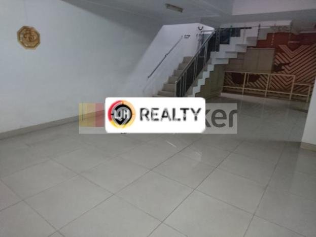 Rumah Luas Asri 3 KT Siap Pakai di Kedoya Utara Jakarta Barat Rumah Luas Asri 3 KT Siap Pakai di Kedoya Utara Jakarta Barat