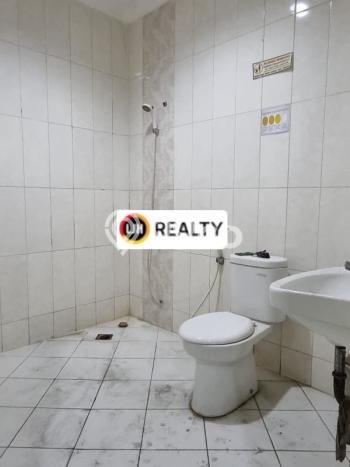 Disewakan Ruko di Kawasan Ramai Grogol Luas 700m2 Disewakan Ruko di Kawasan Ramai Grogol Luas 700m2