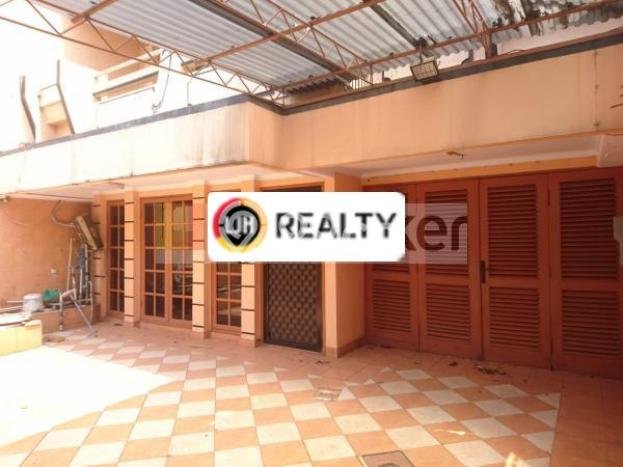 Rumah Luas Asri 3 KT Siap Pakai di Kedoya Utara Jakarta Barat Rumah Luas Asri 3 KT Siap Pakai di Kedoya Utara Jakarta Barat