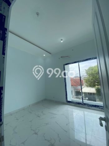 Rumah Modern 4 KT di Citraland Surabaya Unfurnished Rumah Modern 4 KT di Citraland Surabaya Unfurnished