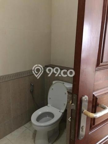 Dijual Rumah Premium dengan Fasilitas Sekitar Lengkap di Wiyung, Surabaya Dijual Rumah Premium dengan Fasilitas Sekitar Lengkap di Wiyung, Surabaya