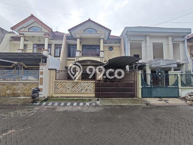 Rumah 3 KT 3 KM LT 120m², Luas Bangunan 160m² di Dharma Husada, Surabaya Rumah 3 KT 3 KM LT 120m², Luas Bangunan 160m² di Dharma Husada, Surabaya