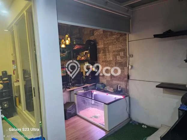 Rumah Luxury Modern Tanpa Renovasi di Citraland Surabaya Rumah Luxury Modern Tanpa Renovasi di Citraland Surabaya