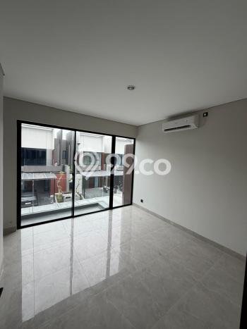 Rumah Sewa Surabaya LT 105m2 LB 115m2 Kawasan Citraland Rumah Sewa Surabaya LT 105m2 LB 115m2 Kawasan Citraland