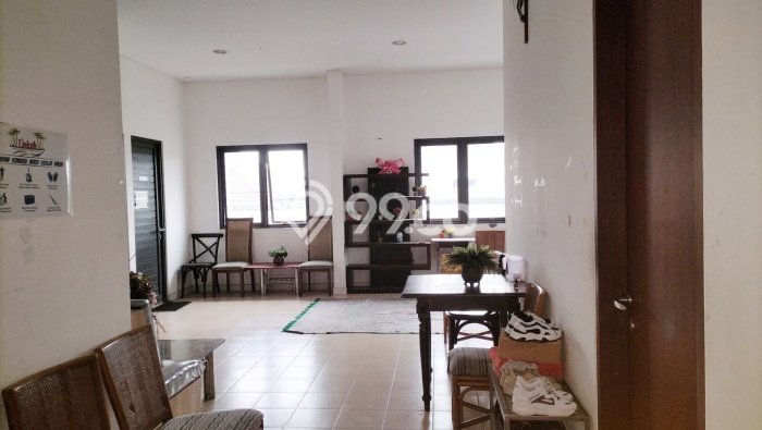 Jual Rumah Luas Megah Dengan View Cantik di Surabaya Kota, Surabaya Jual Rumah Luas Megah Dengan View Cantik di Surabaya Kota, Surabaya