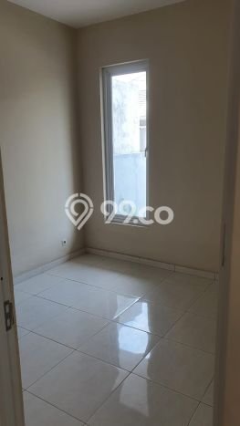 Rumah Modern 3 KT di Citraland Surabaya Unfurnished Rumah Modern 3 KT di Citraland Surabaya Unfurnished