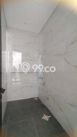 Dijual Rumah Luas Megah Dengan View Eksklusif di Citraland, Surabaya Dijual Rumah Luas Megah Dengan View Eksklusif di Citraland, Surabaya