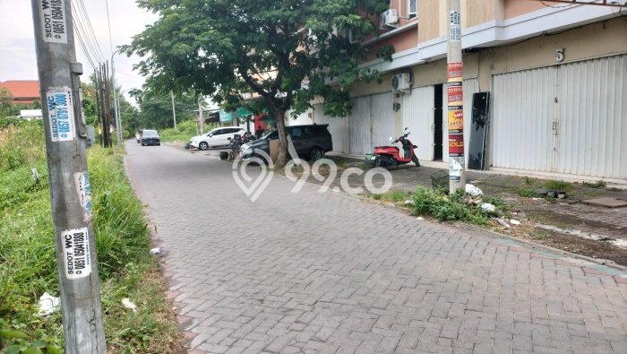 Paling Diincar! Ruko Dijual di Gununganyar Harga Kompetitif Paling Diincar! Ruko Dijual di Gununganyar Harga Kompetitif