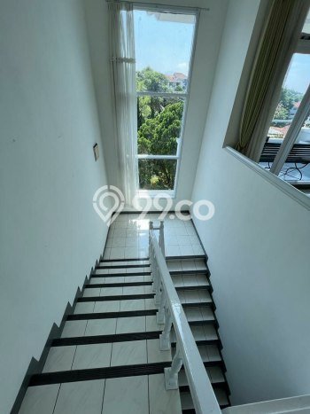 Jual Rumah Mewah Elegan Dengan View Cantik di Tubagus Ismail, Bandung Jual Rumah Mewah Elegan Dengan View Cantik di Tubagus Ismail, Bandung