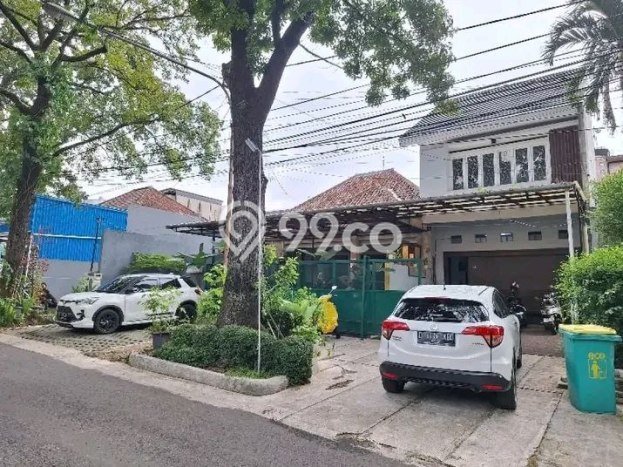 Ready to Use! Premium House LT 437m2 Desain Modern di Sayap Dago Ready to Use! Premium House LT 437m2 Desain Modern di Sayap Dago