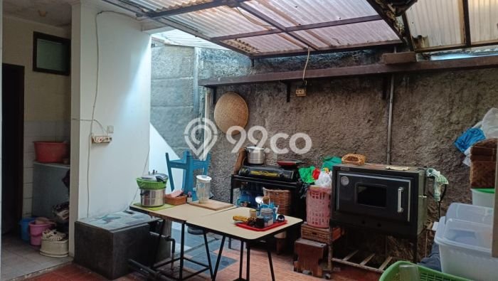 Rumah Luxury Modern Tanpa Renovasi di Tubagus Ismail Bandung Rumah Luxury Modern Tanpa Renovasi di Tubagus Ismail Bandung