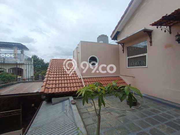 Jual Rumah Luas Elegan Dengan View Eksklusif di Tubagus Ismail, Bandung Jual Rumah Luas Elegan Dengan View Eksklusif di Tubagus Ismail, Bandung