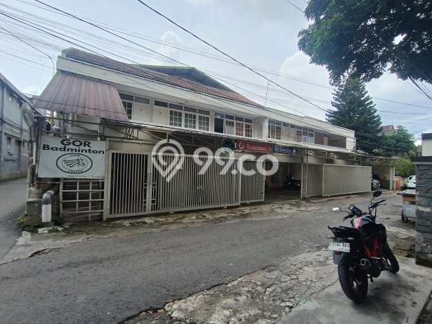 Ready to Use! Premium House LT 1229m2 Desain Modern di Sayap Dago Ready to Use! Premium House LT 1229m2 Desain Modern di Sayap Dago