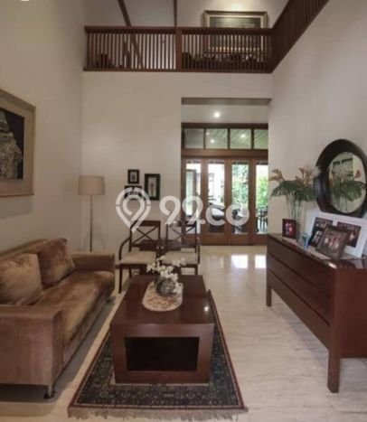 Rumah Mewah LB 650m2 Siap Huni Desain Elegan di Dago, Bandung Rumah Mewah LB 650m2 Siap Huni Desain Elegan di Dago, Bandung