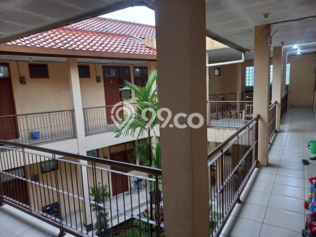 Rumah Elit LB 600m2 Siap Pakai Desain Elegan di Turangga, Bandung Rumah Elit LB 600m2 Siap Pakai Desain Elegan di Turangga, Bandung