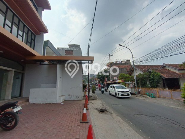 Ruko Dijual di Prime Area Bandung Luas 248m2 Ruko Dijual di Prime Area Bandung Luas 248m2