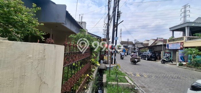 For Sale Rumah 2 Kamar Lokasi Strategis Bagus dan Strategis di Sidoarjo For Sale Rumah 2 Kamar Lokasi Strategis Bagus dan Strategis di Sidoarjo