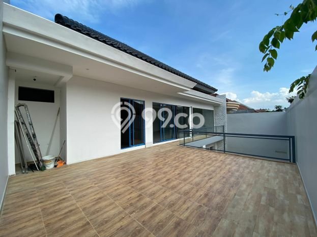 For Sale! Premium House LT 375m2 Desain Elegan di Laguna For Sale! Premium House LT 375m2 Desain Elegan di Laguna
