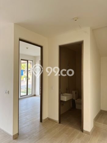 For Sale Rumah 3 Kamar Lokasi Ideal Nyaman dan Strategis di Waru For Sale Rumah 3 Kamar Lokasi Ideal Nyaman dan Strategis di Waru