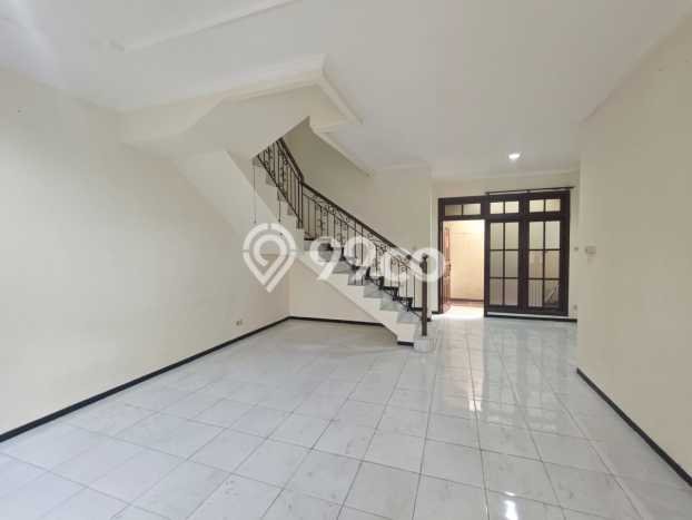 Rumah Area Strategis kawasan Mulyorejo, Surabaya, Luas 120m² LB 160m² Rumah Area Strategis kawasan Mulyorejo, Surabaya, Luas 120m² LB 160m²