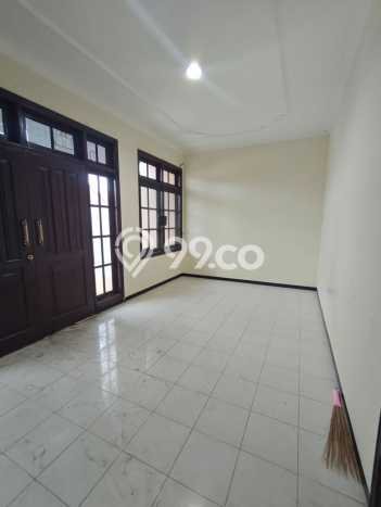 Rumah Area Strategis kawasan Mulyorejo, Surabaya, Luas 120m² LB 160m² Rumah Area Strategis kawasan Mulyorejo, Surabaya, Luas 120m² LB 160m²