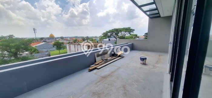 Dijual Rumah Luas Megah Dengan View Cantik di Surabaya Kota, Surabaya Dijual Rumah Luas Megah Dengan View Cantik di Surabaya Kota, Surabaya