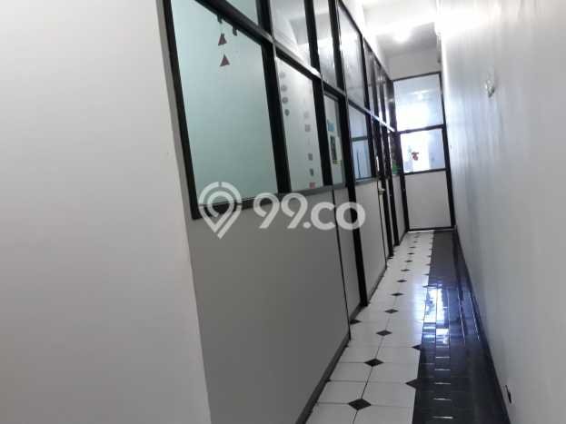Ruko Bagus Dijual LB 320m2 Lokasi Strategis Surabaya Area Cocok untuk Berbisnis Ruko Bagus Dijual LB 320m2 Lokasi Strategis Surabaya Area Cocok untuk Berbisnis