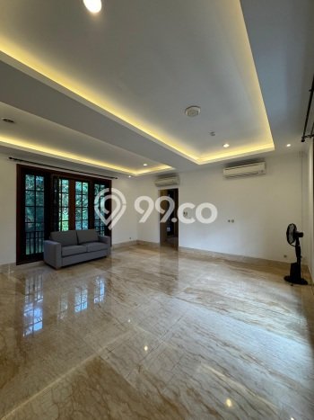 Disewakan Rumah Nyaman LT 1990m2 / LB 510m2 di Cipete, Jakarta Selatan Disewakan Rumah Nyaman LT 1990m2 / LB 510m2 di Cipete, Jakarta Selatan