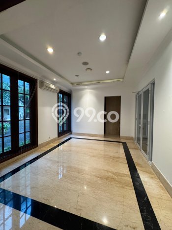 Disewakan Rumah Nyaman LT 1990m2 / LB 510m2 di Cipete, Jakarta Selatan Disewakan Rumah Nyaman LT 1990m2 / LB 510m2 di Cipete, Jakarta Selatan