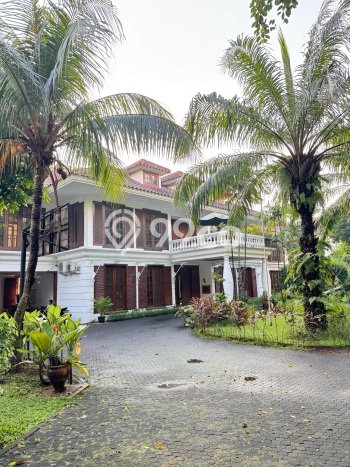 Disewakan Rumah Nyaman LT 1990m2 / LB 510m2 di Cipete, Jakarta Selatan Disewakan Rumah Nyaman LT 1990m2 / LB 510m2 di Cipete, Jakarta Selatan