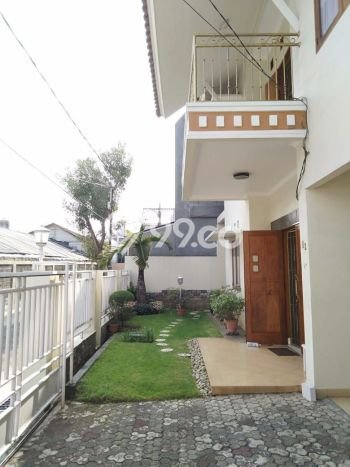 Dijual Rumah Mewah Megah Dengan View Cantik di Permata Hijau, Jakarta Selatan Dijual Rumah Mewah Megah Dengan View Cantik di Permata Hijau, Jakarta Selatan