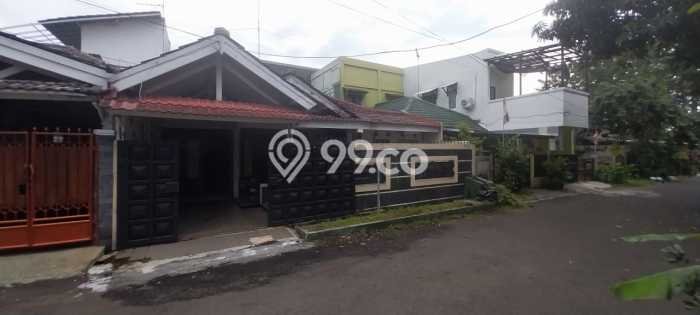 Jual Rumah Bagus Siap Huni LB 130m2 di Pamulang, Tangerang Selatan Jual Rumah Bagus Siap Huni LB 130m2 di Pamulang, Tangerang Selatan