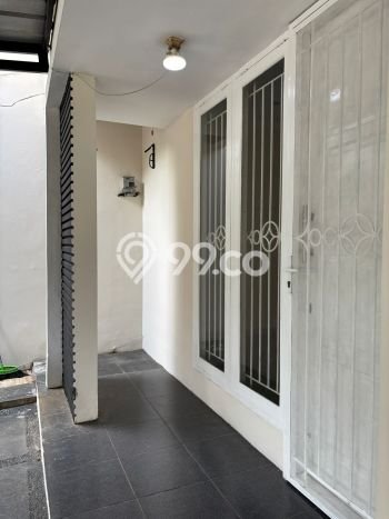 Hunian Nyaman Asri 4 KT Siap Pakai di Sektor 9-Bintaro Tangerang Selatan Hunian Nyaman Asri 4 KT Siap Pakai di Sektor 9-Bintaro Tangerang Selatan