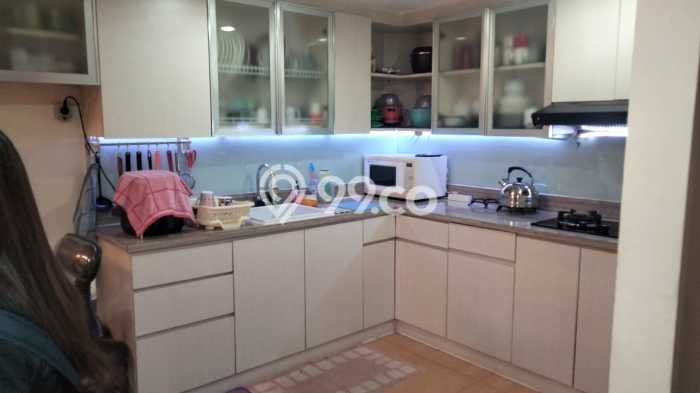 SPECIAL PRICE! Apartemen Kawasan Grogol Petamburan, 2 KT, Luas 88m² SPECIAL PRICE! Apartemen Kawasan Grogol Petamburan, 2 KT, Luas 88m²
