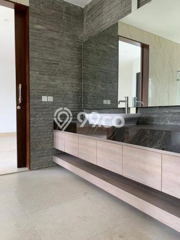 Jual Cepat Hunian Elegan Klasik di Tangerang Jual Cepat Hunian Elegan Klasik di Tangerang