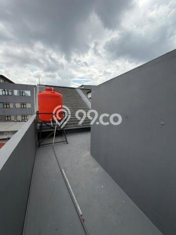 Rumah Modern 3 KT di Menteng Dalam Jakarta Selatan Unfurnished Rumah Modern 3 KT di Menteng Dalam Jakarta Selatan Unfurnished