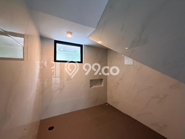 For Sale! Luxury House LT 234m2 Desain Modern di BSD For Sale! Luxury House LT 234m2 Desain Modern di BSD