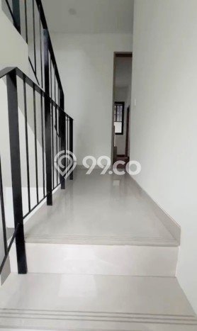 Rumah Elit Modern Siap Huni di BSD Tangerang Rumah Elit Modern Siap Huni di BSD Tangerang