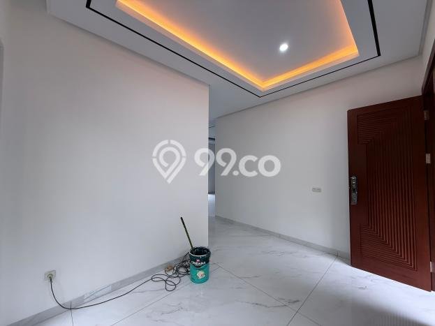 For Sale! Luxury House LT 234m2 Desain Modern di BSD For Sale! Luxury House LT 234m2 Desain Modern di BSD