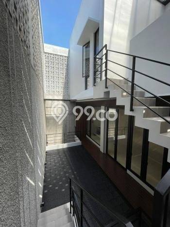 For Sale! Premium House LT 250m2 Desain Modern di Gading Serpong For Sale! Premium House LT 250m2 Desain Modern di Gading Serpong