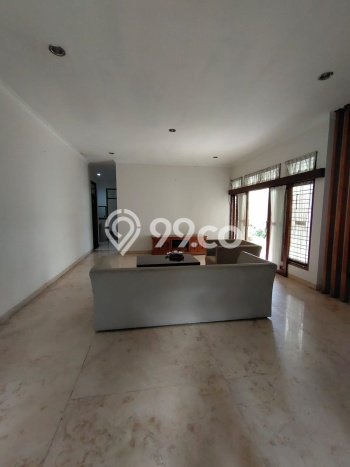 Jual Rumah Luas Elegan Dengan View Cantik di Setra Indah, Bandung Jual Rumah Luas Elegan Dengan View Cantik di Setra Indah, Bandung