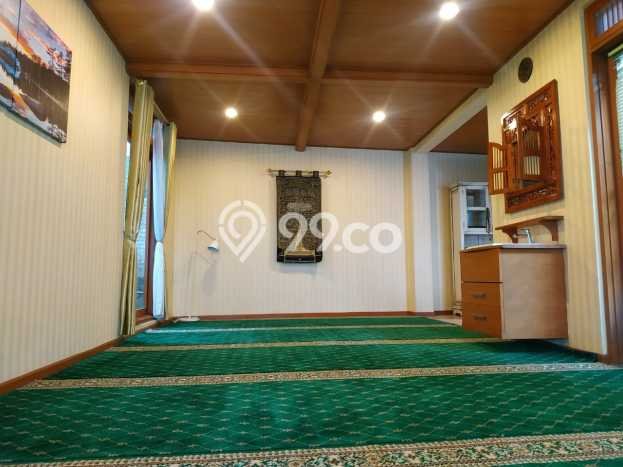 Rumah Mewah Siap Huni LT 945m2 di Sarijadi, Bandung Rumah Mewah Siap Huni LT 945m2 di Sarijadi, Bandung